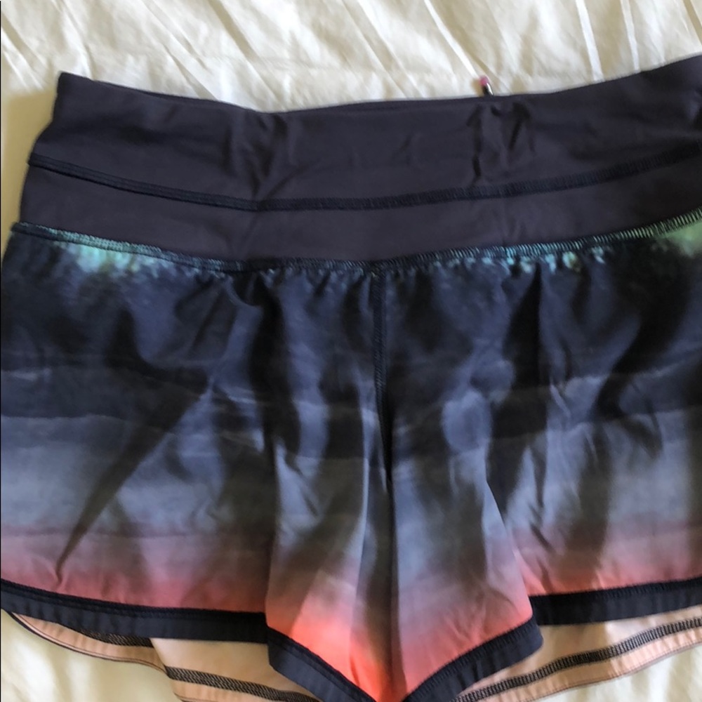 Lululemon short
